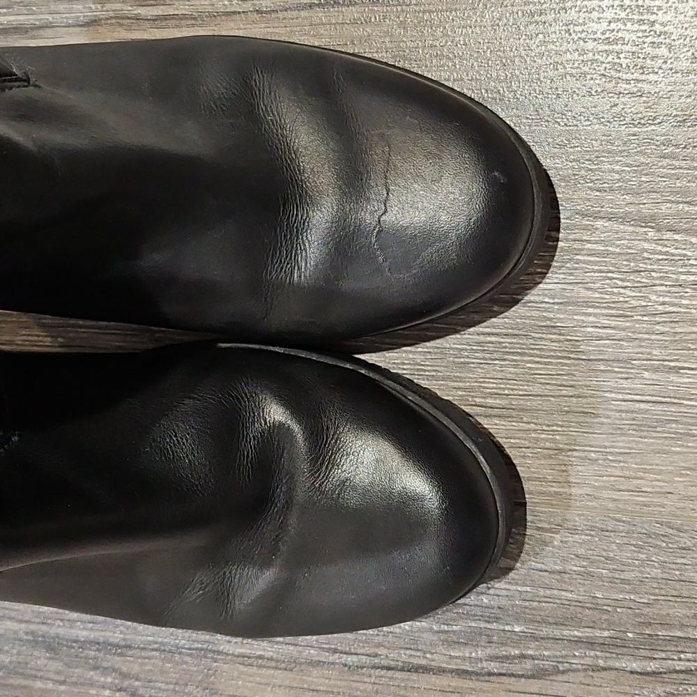 Ugg Boots Size 5 - Picture 3 of 5